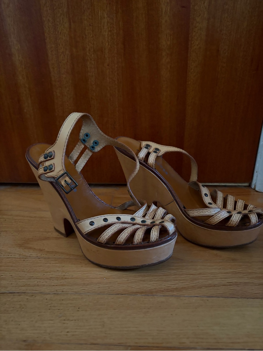 Marc Jacobs Vintage Wooden Platform Sandals – Y2K Boho Leather Heels